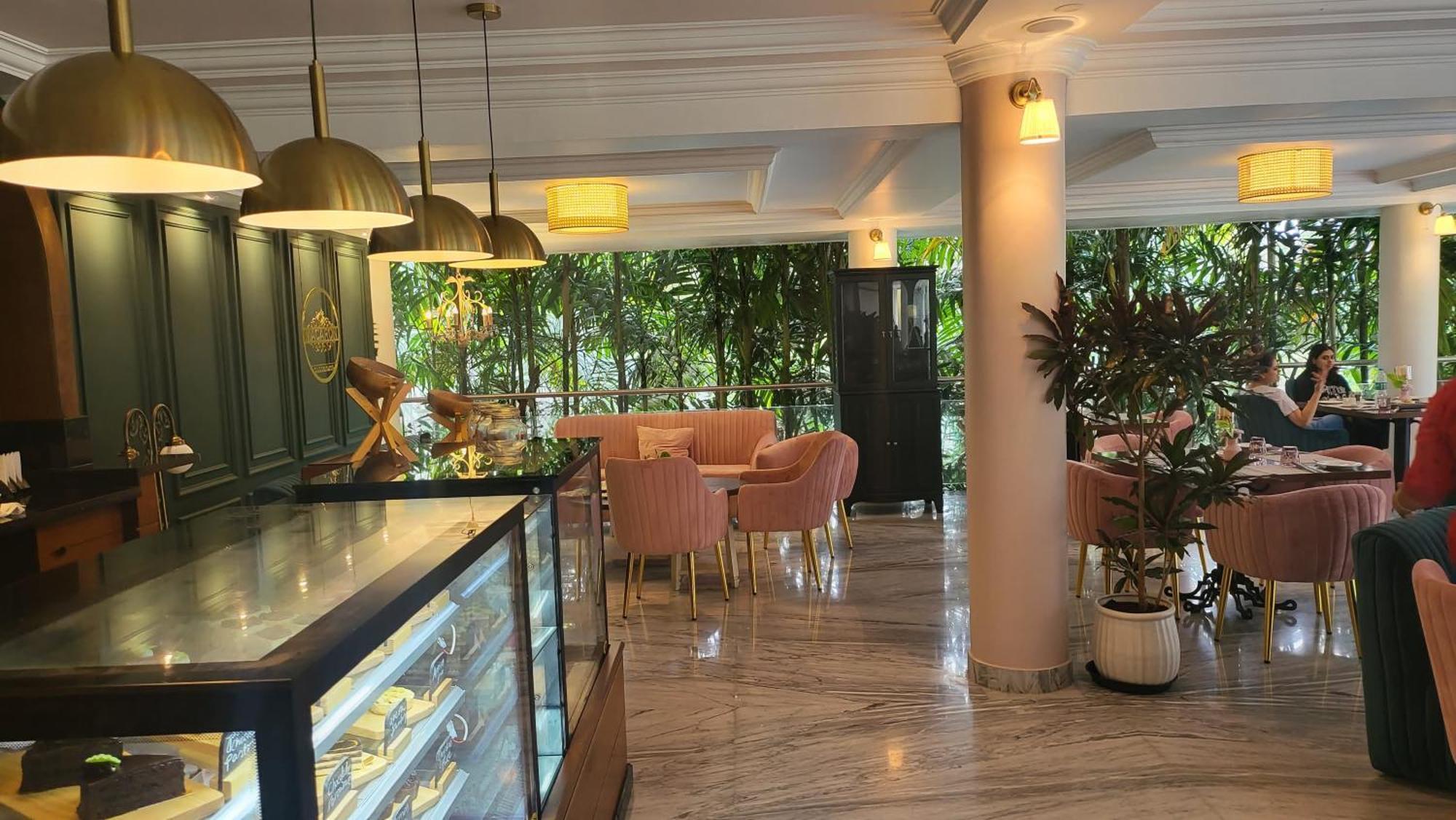 ホテル Nambiar Club Bellezea Kammasandra エクステリア 写真